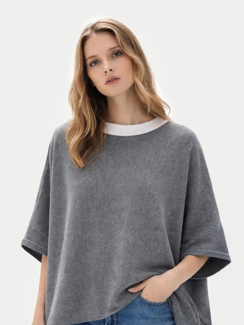 Kaschmir-Poncho mit U-Boot-Ausschnitt