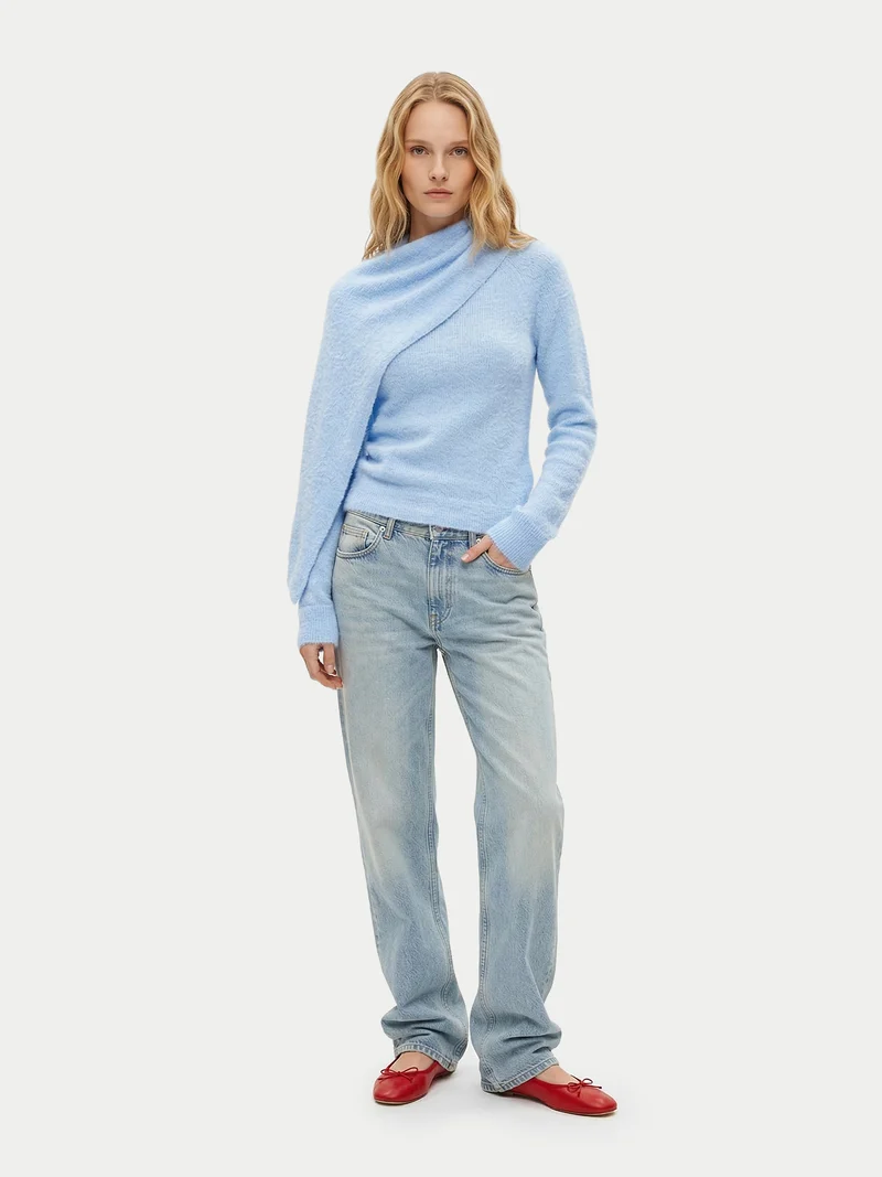Kaschmirpullover mit drapiertem Schal