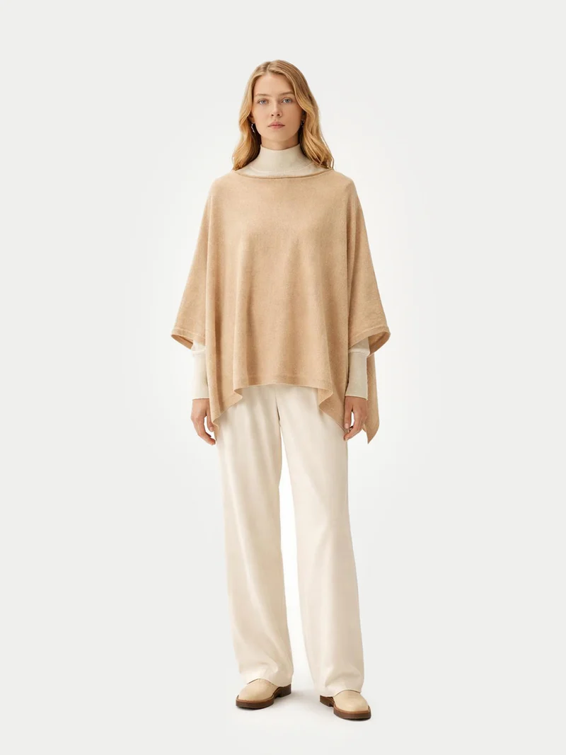 Kaschmir-Poncho mit U-Boot-Ausschnitt
