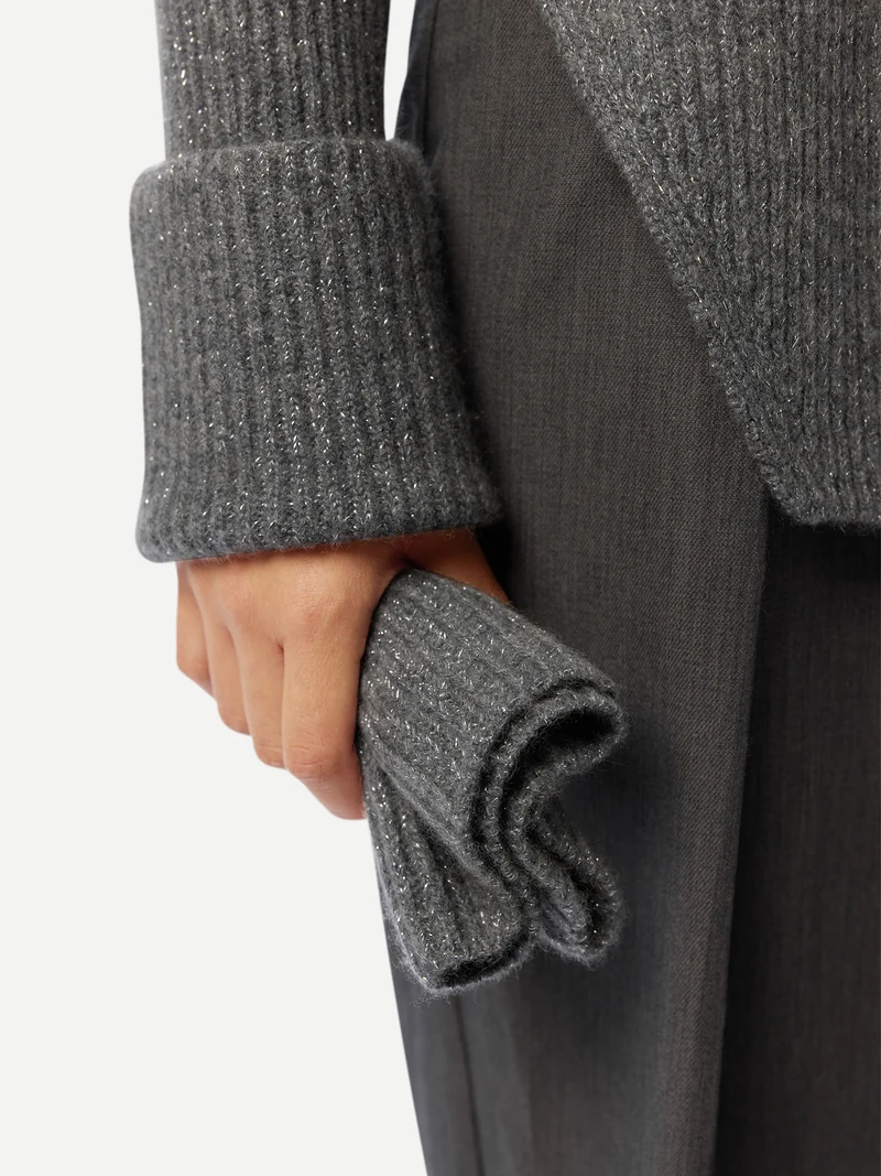 Kaschmir-Pullover mit Abnehmbarem Kragen