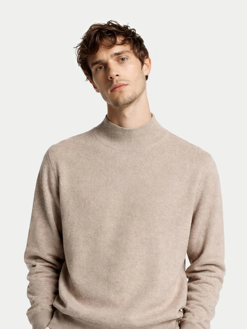 Zeitloser Kaschmirpullover mit Stehkragen