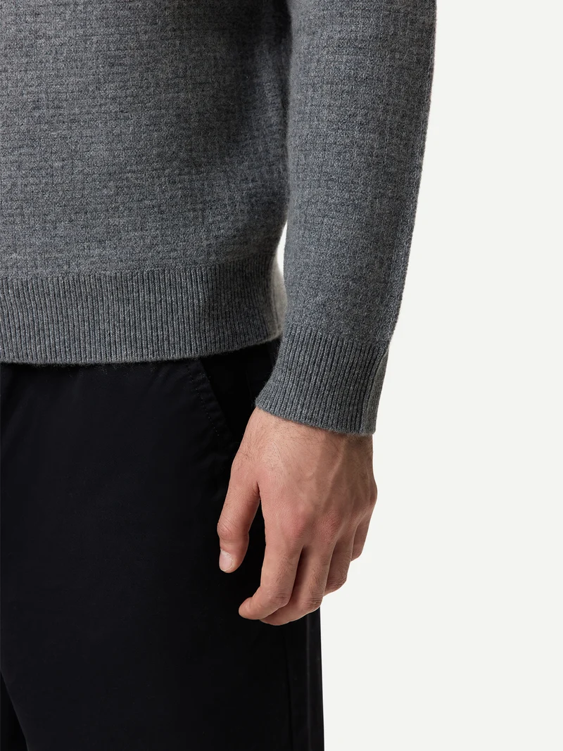 Herren Kaschmir-Pullover im Waffelstrick mit halbem Reißverschluss