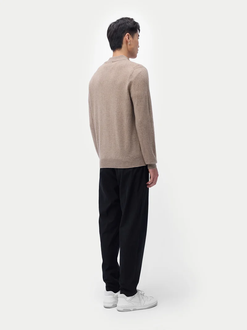 Naturfarbener Kaschmir-Pullover mit halbem Reißverschluss