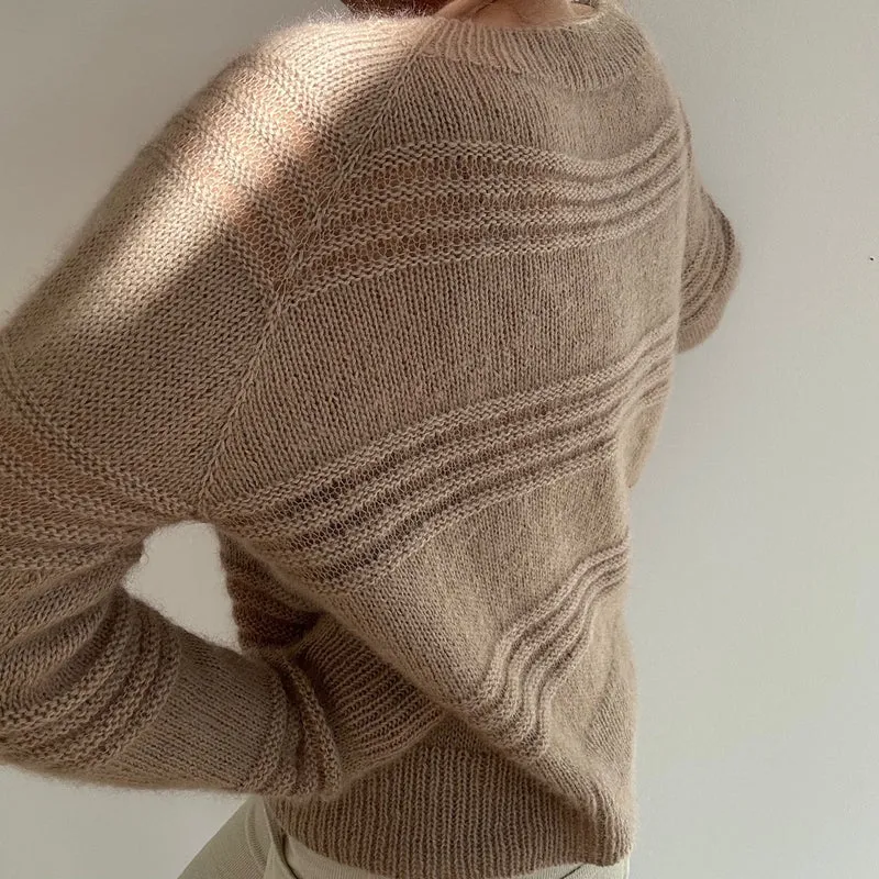 SheerLineBlouse DEU