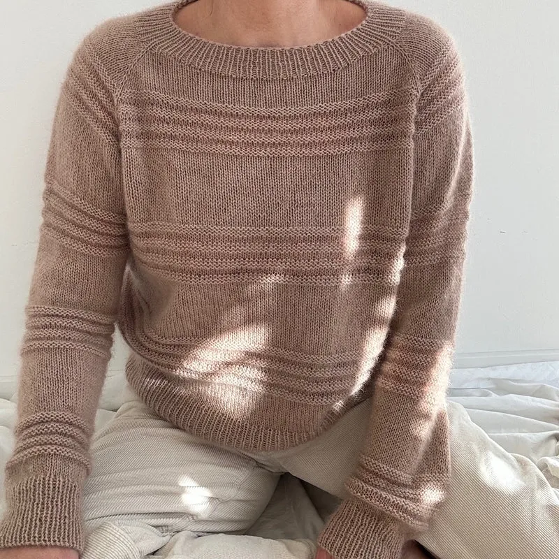 SheerLineBlouse DEU