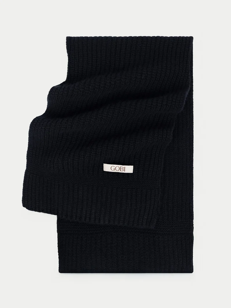 Breitgerippter Strickschal