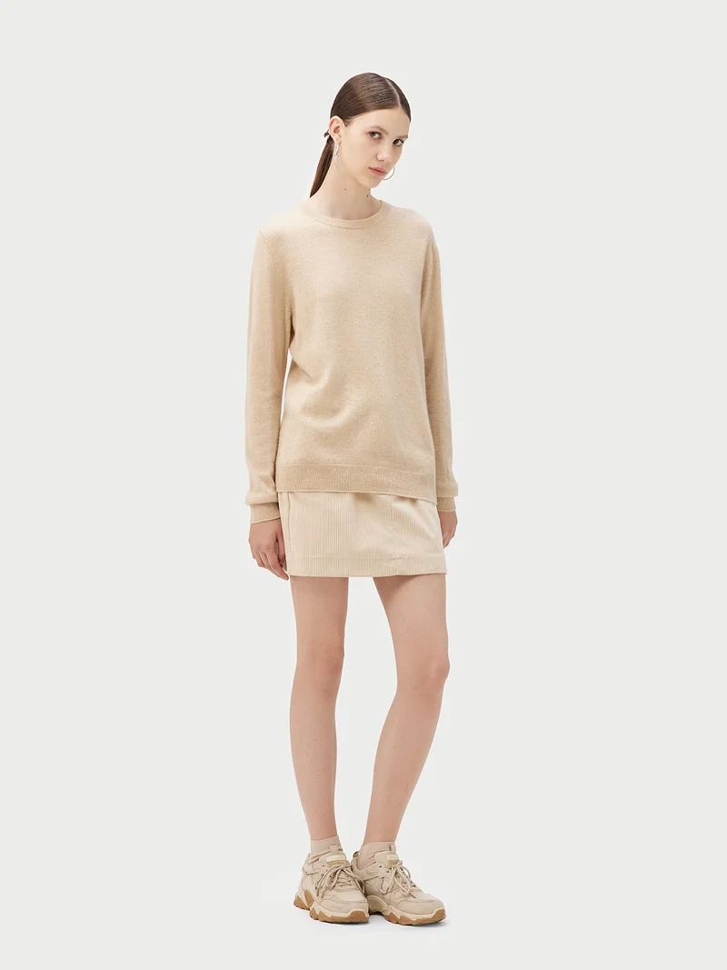 Naturfarbener Basic R-Ausschnitt Kaschmirpullover