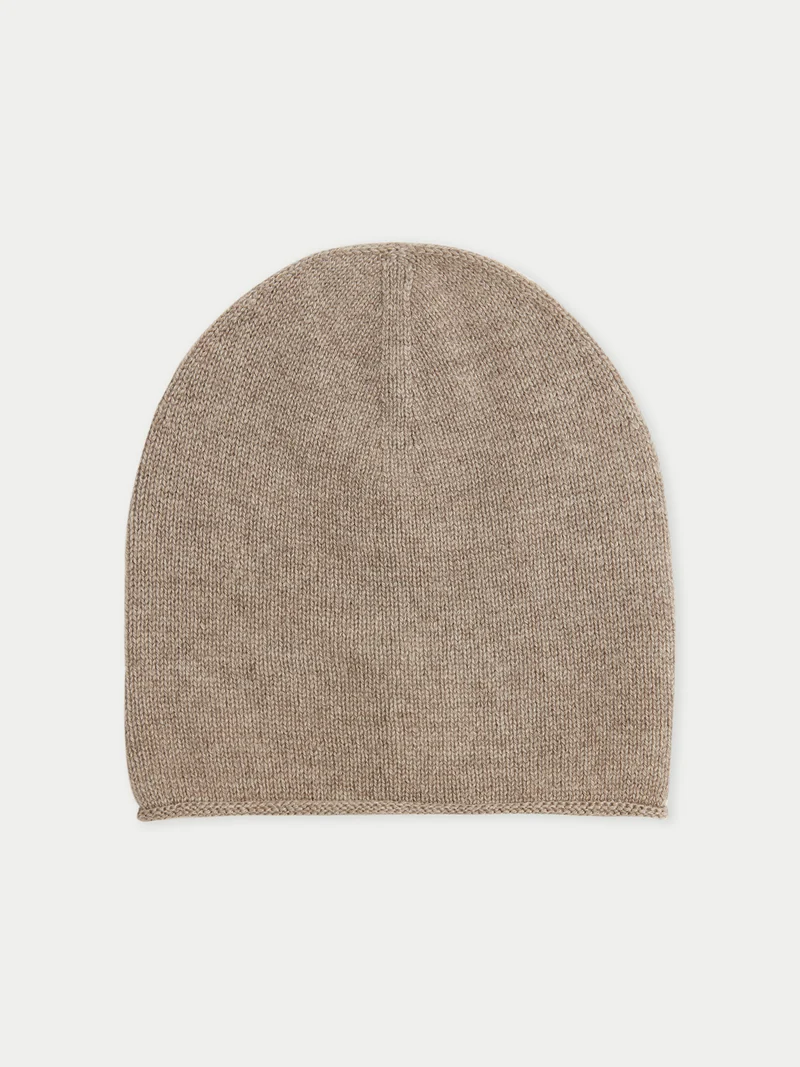Naturfarbenes Kaschmir-Set aus Pullover und Mütze