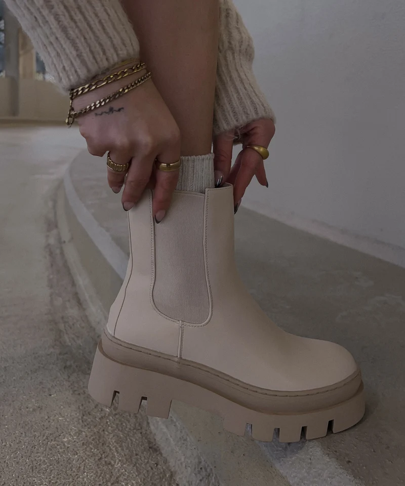 Chelsea Boots Nora Short Beige