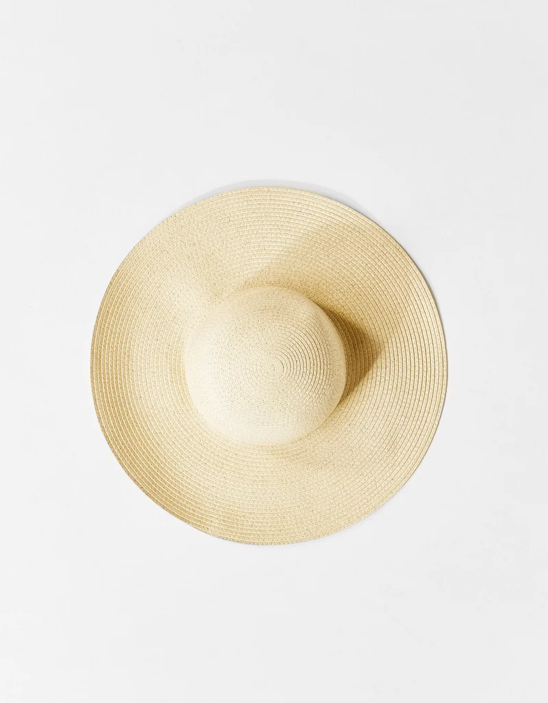 Floppy hat