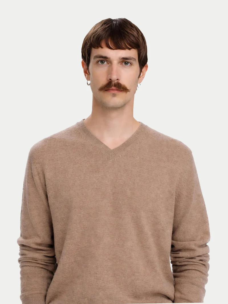Naturfarbener Basic Kaschmirpullover mit V-Ausschnitt