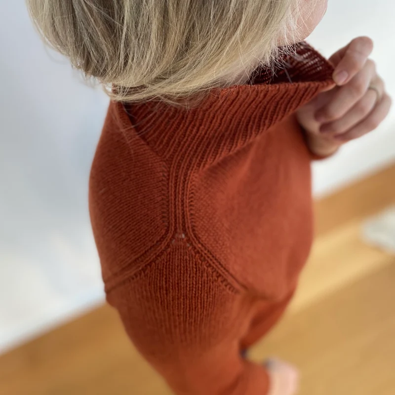 TheCozyOneSweater ENG