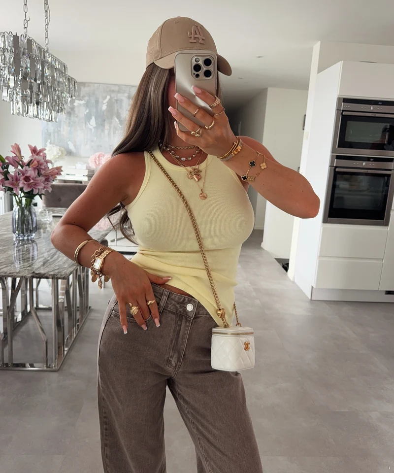 Top Karina Gelb