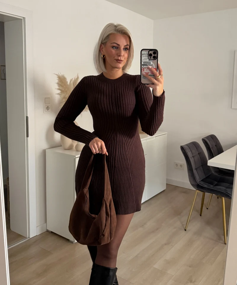 Strickkleid Nira Dunkelbraun