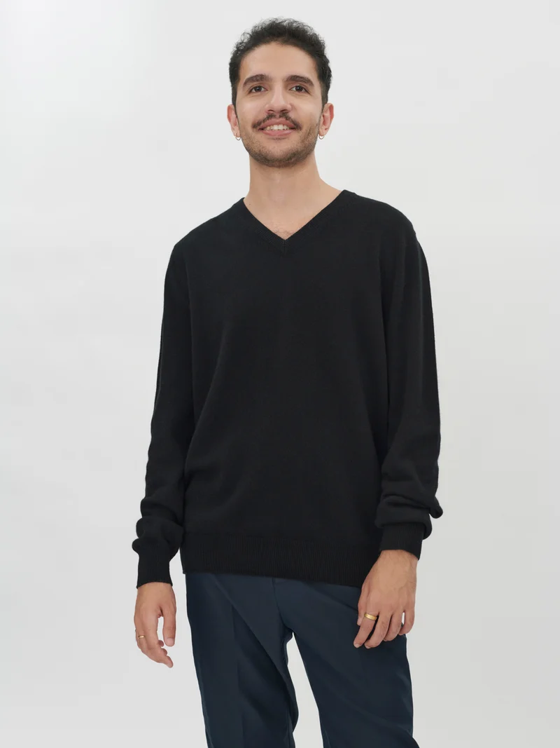 Basic Kaschmirpullover mit V-Ausschnitt