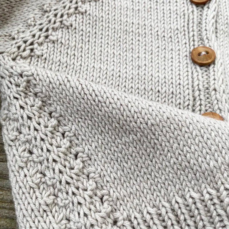 SnowflakeCardigan DEU