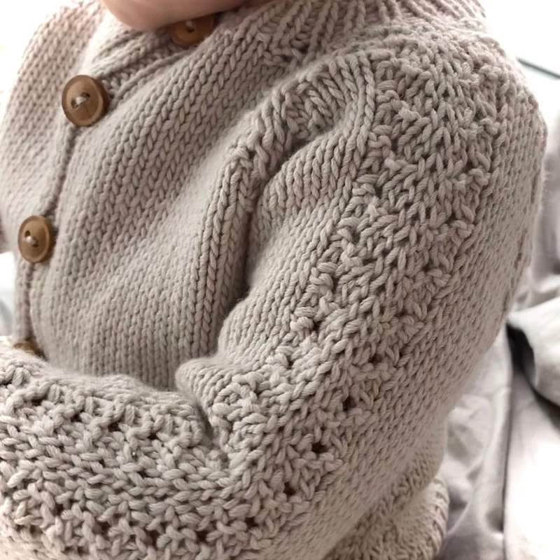 SnowflakeCardigan DEU