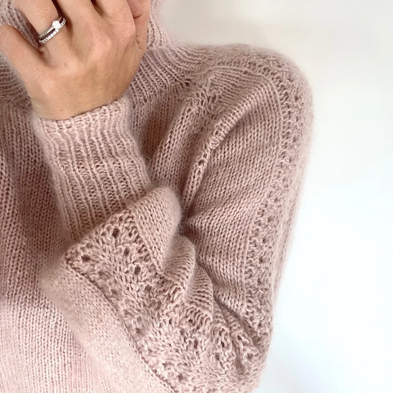 SnowflakeSweater DEU