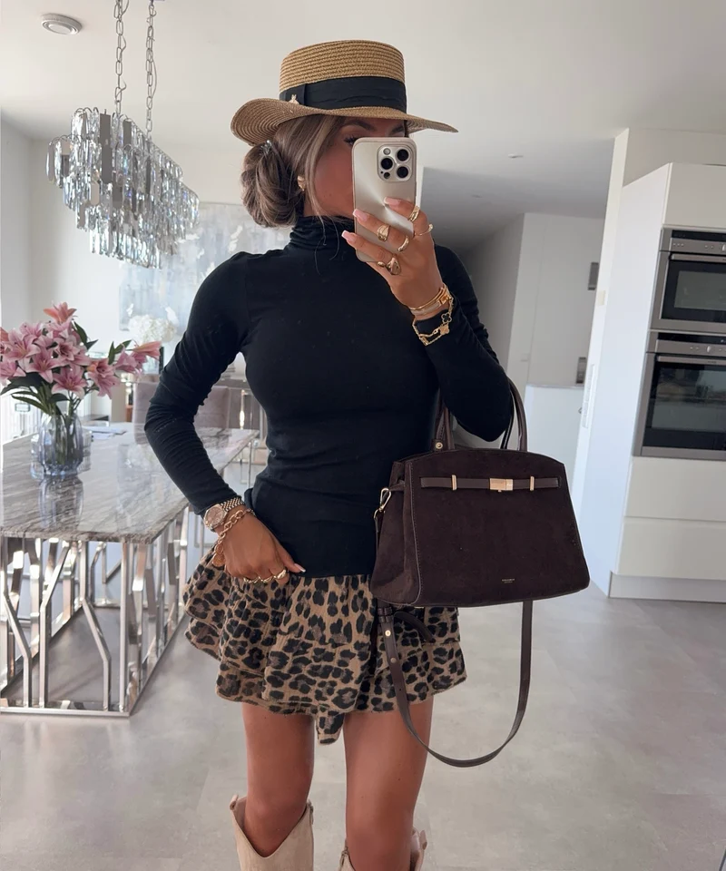 Viskose Rollkragen Pullover Elya Schwarz