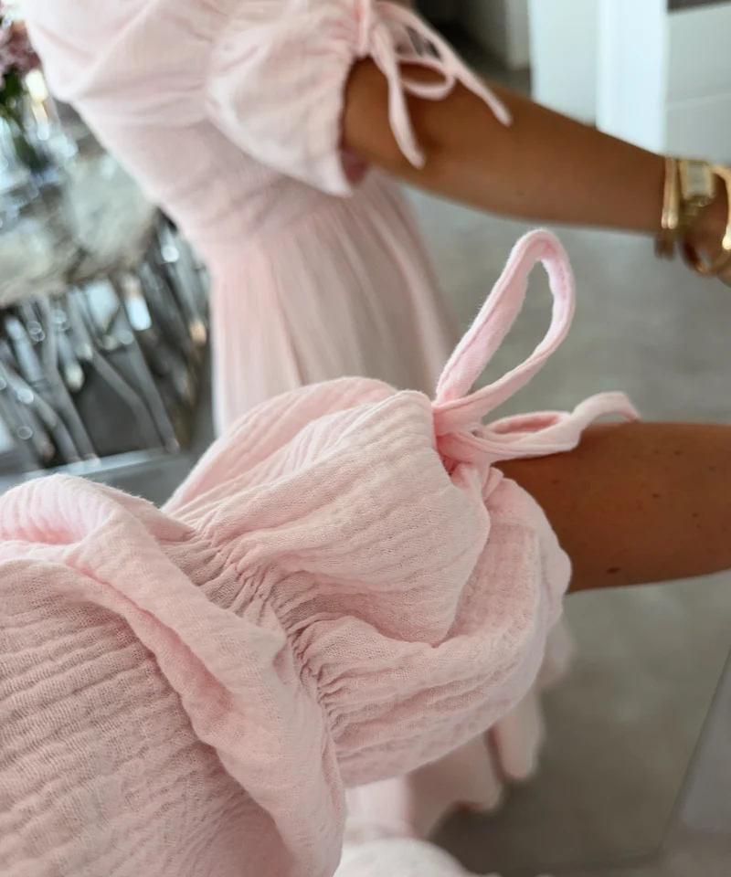 Musselin Kleid Calissa Rosa