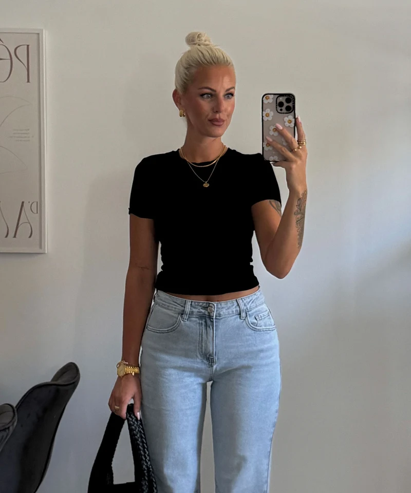 Basic T-Shirt Loraya Schwarz