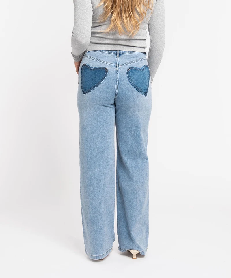 Stretch Straight Leg Jeans Heart Blau