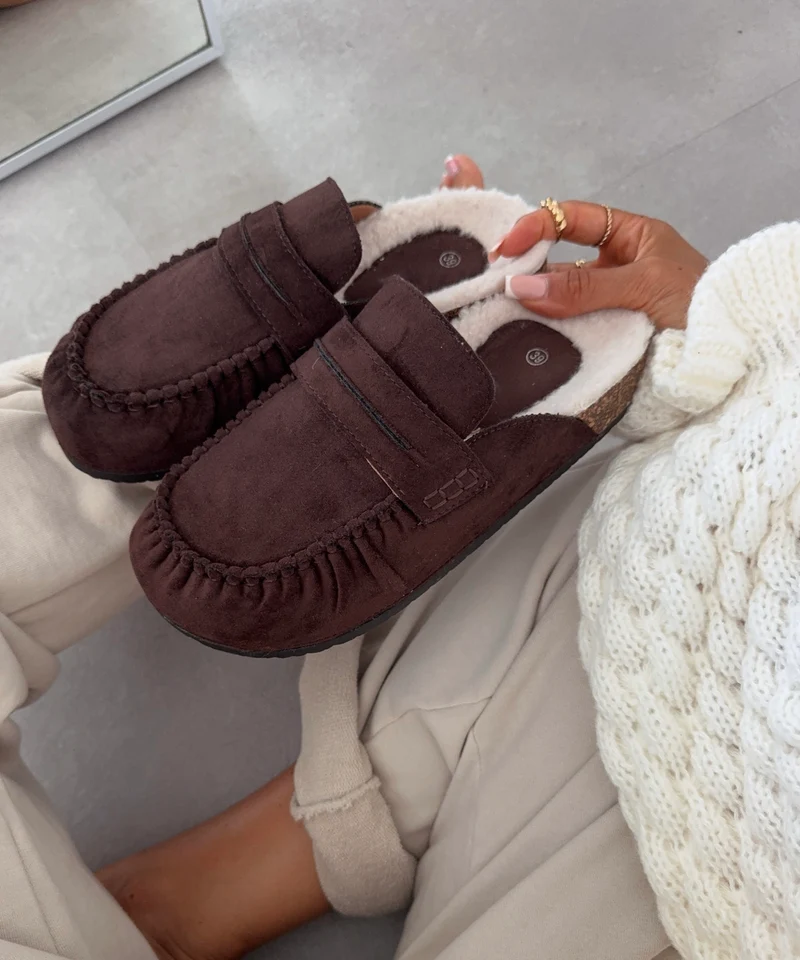 Fell Mules Leni Braun