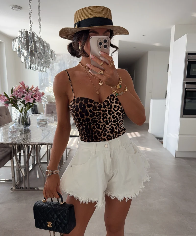 Shorts Fee Weiß