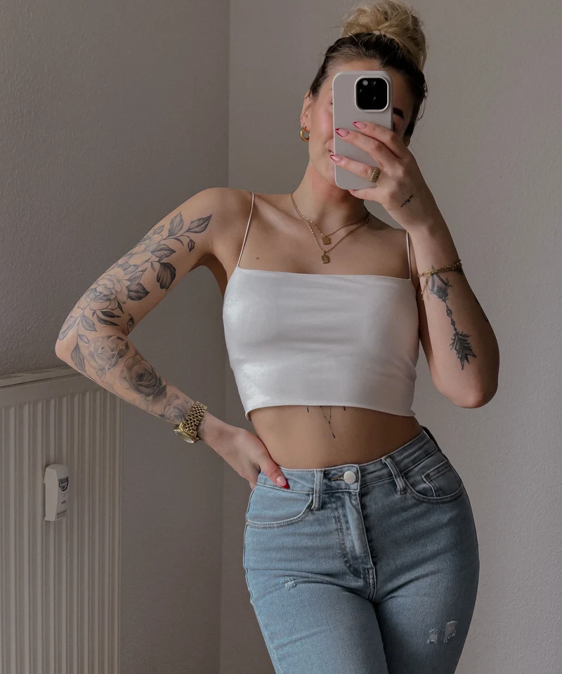 Top Valentina Weiß