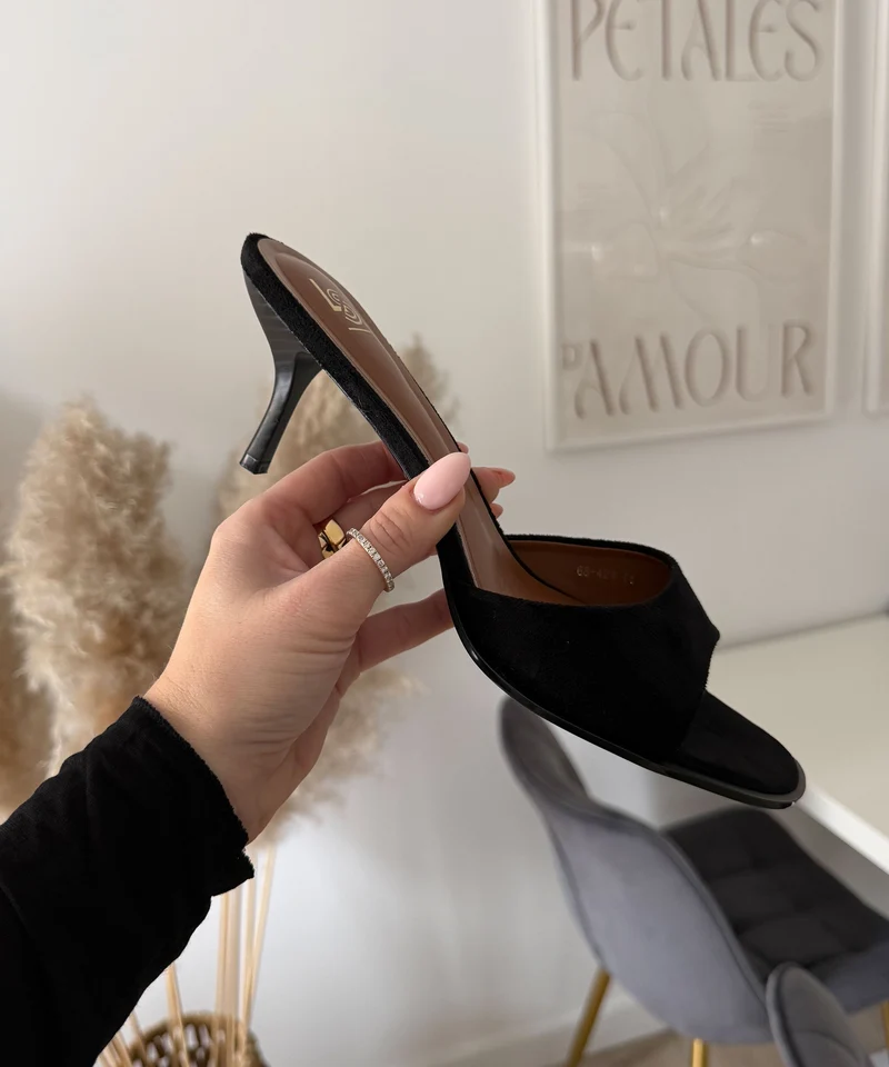 Kitten Heels Mila Schwarz