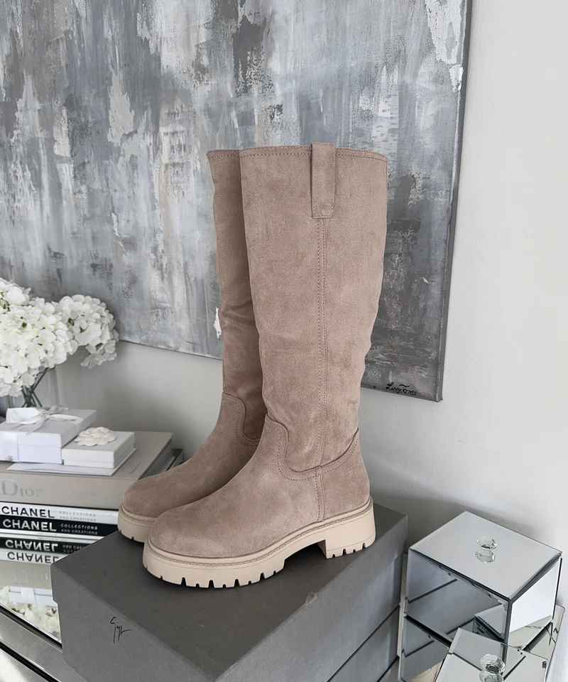 Stiefel Chira Beige
