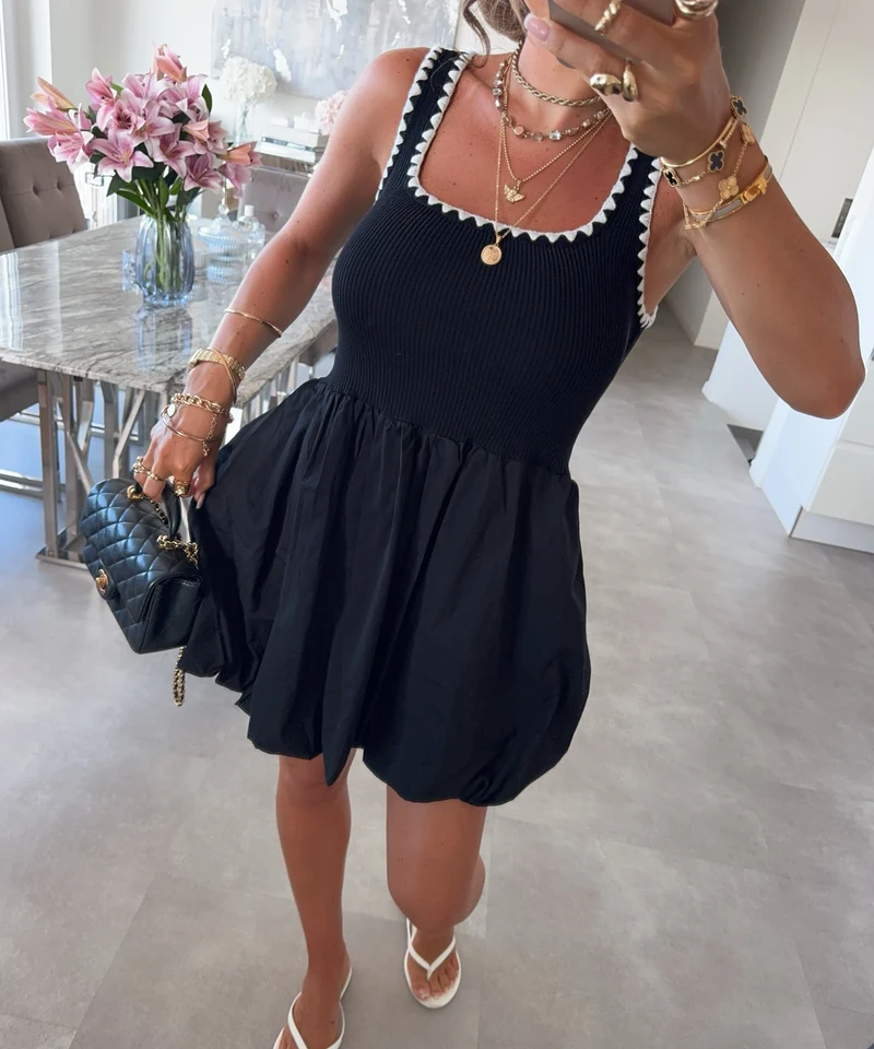 Kleid Etesia Schwarz