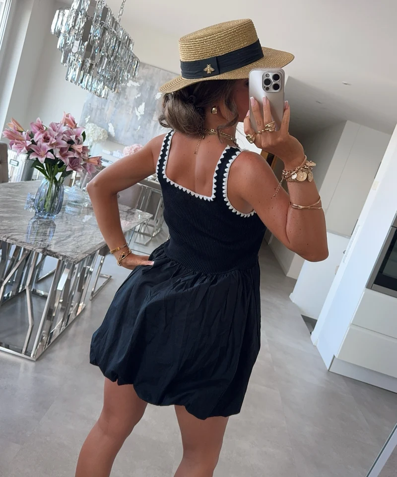 Kleid Etesia Schwarz