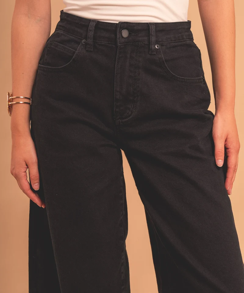 Stretch Balloon Jeans Aviana Schwarz