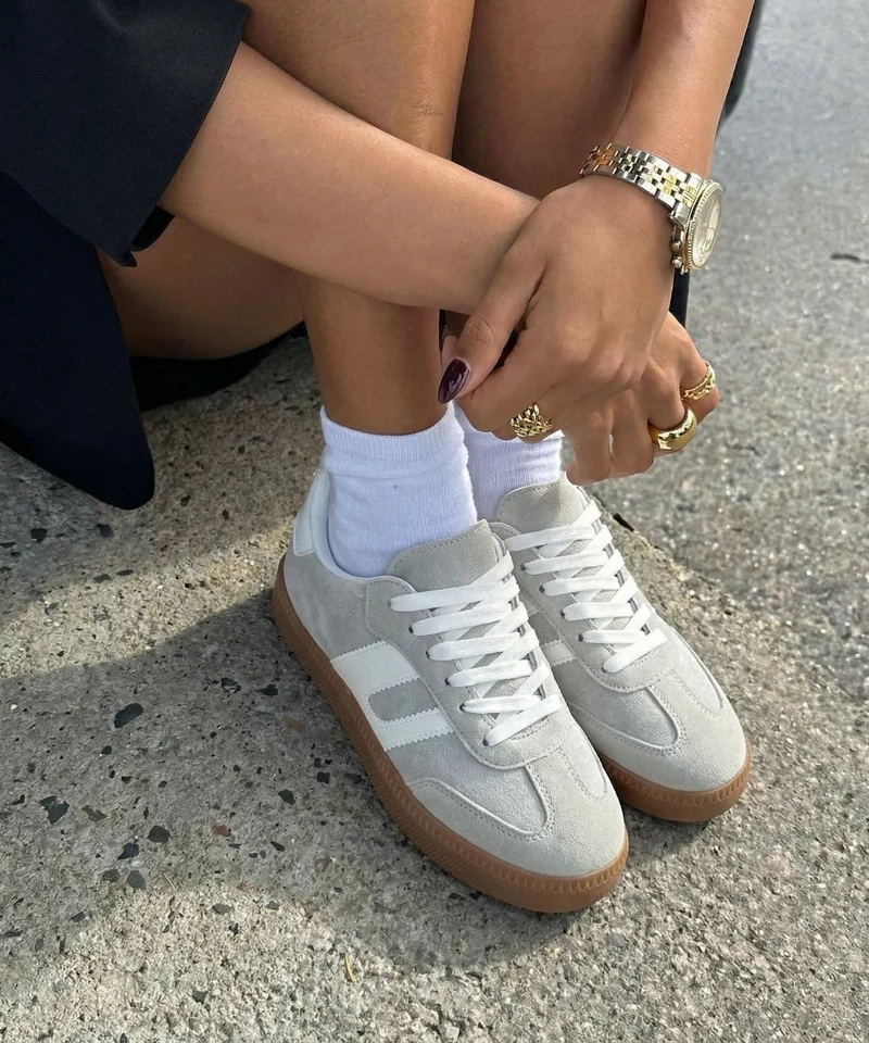 Sneaker Sonia Grau