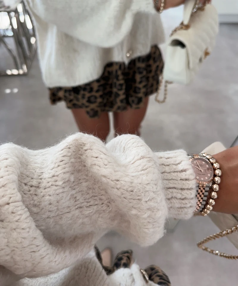 Oversize Strickjacke Jalsi Kurz Beige