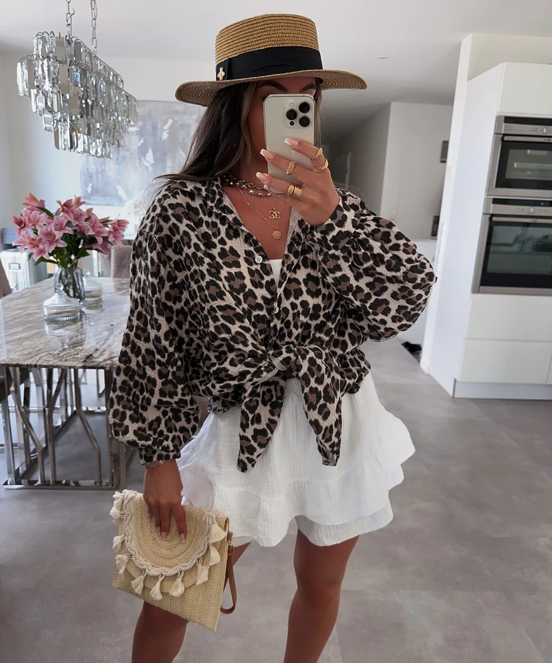 Oversize Musselin Bluse Freya Leo Braun Kurz