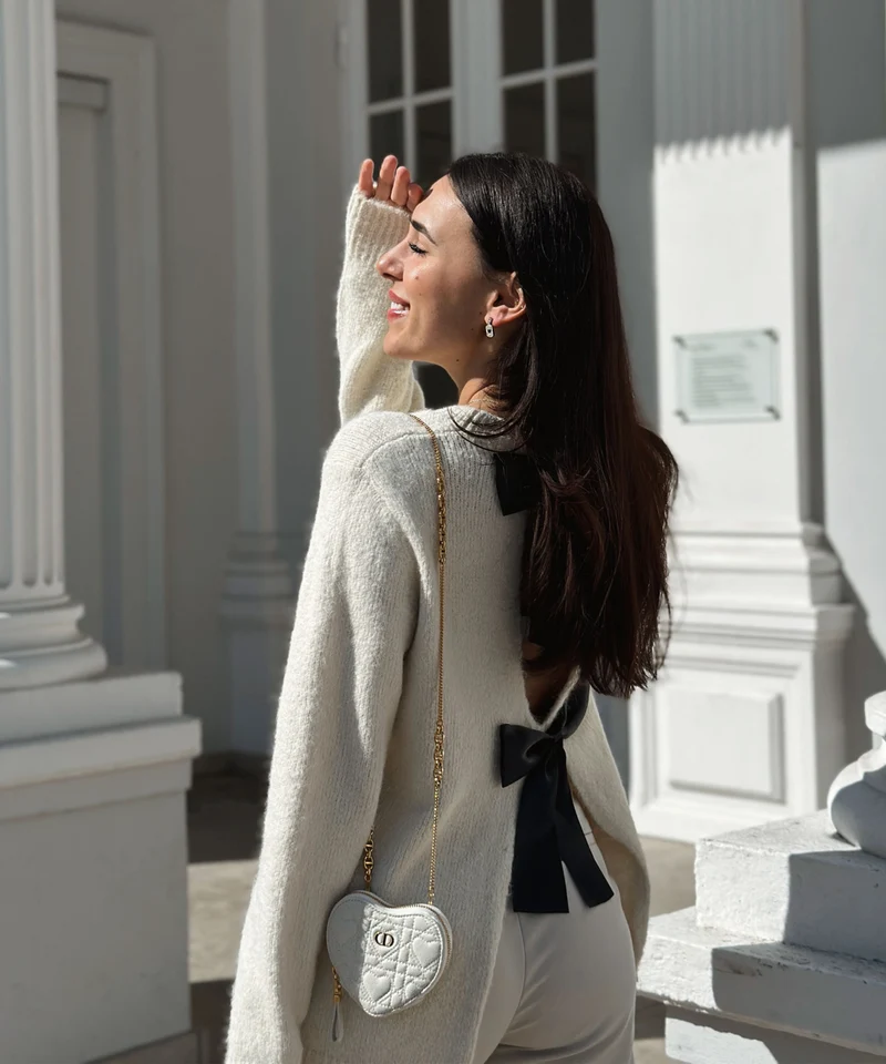 Pullover mit Schleifen Orla Beige
