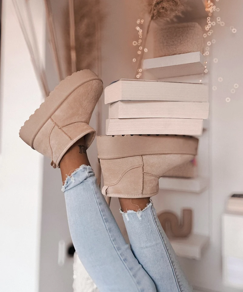 Gefütterte Plateau Boots Nina Beige