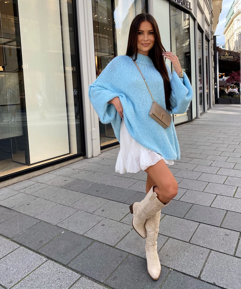 Oversize Pullover Nata Hellblau