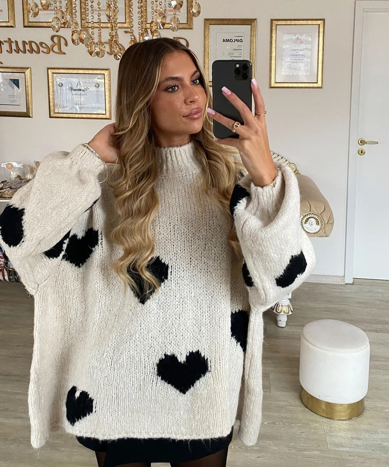 Oversize Pullover Nata Herz Beige Schwarz