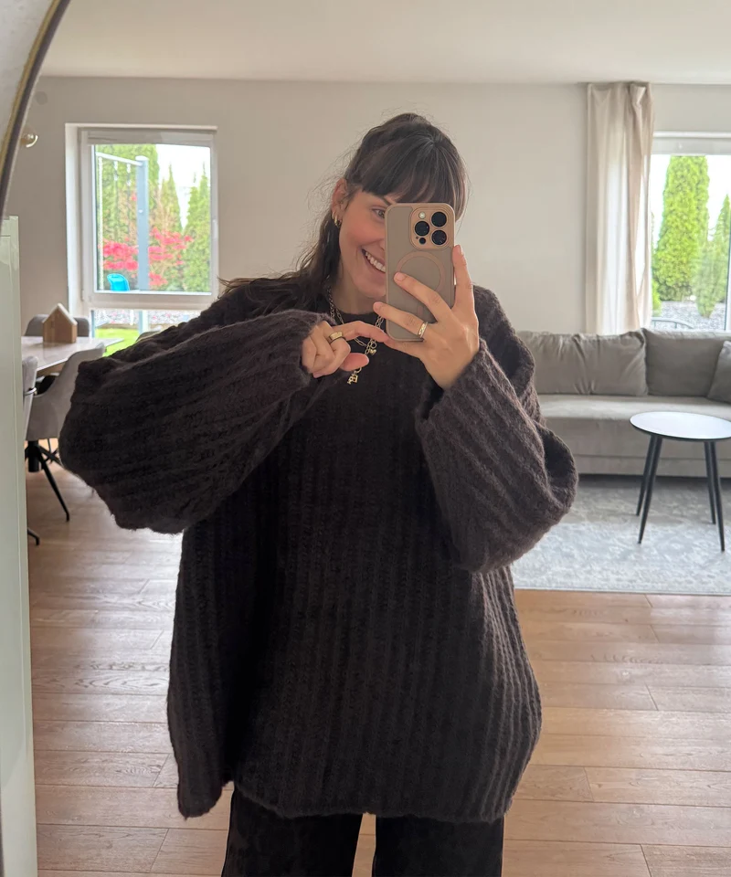 Oversize Pullover Olivia Braun